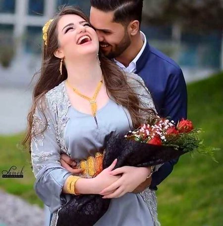 تجھ کو دیکھوں گا تو بے ساختہ لپٹ جاؤں گا
دنیا داری کی کوئی بات نہیں کرنی میں نے_