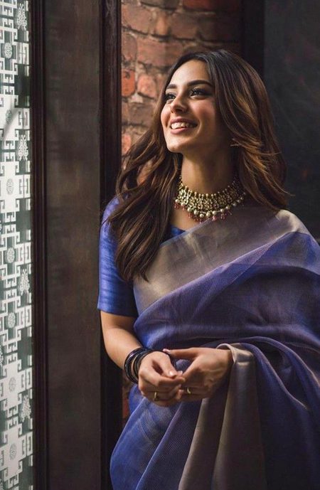 Iqra Aziz