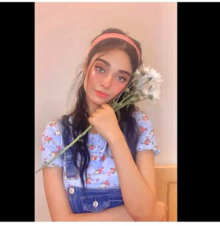 غرور تو نہیں کرتی مگر اتنا یقین ہے
😌😌

اگر یاد نہیں کرو گے تو بھلا بھی نہیں پاؤ گے
😉😉