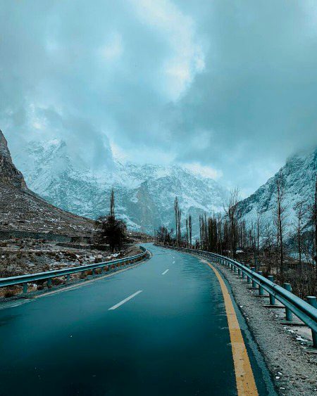 Karakoram highway road winter in hunza
