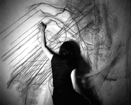 دو نمبر عورت تھی، دو نمبر کردار تھا 
مگر ایک نمبر مردوں کا کافی رش تھا