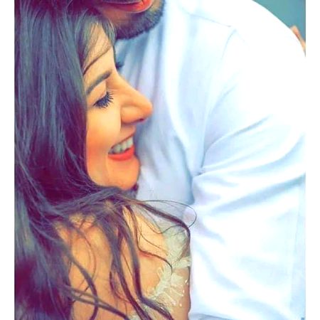 سنو بھی جاناں ...
میری  بانہوں میں لاک ڈاون ھو جاؤ نہ .....😍