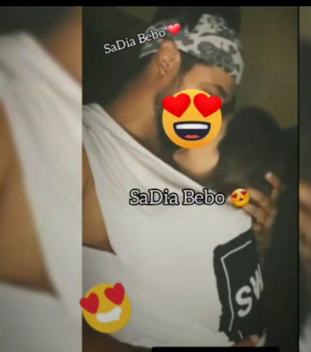 Sene se tre sir ko lga ke❤
Sunti men rho  nam apna😘