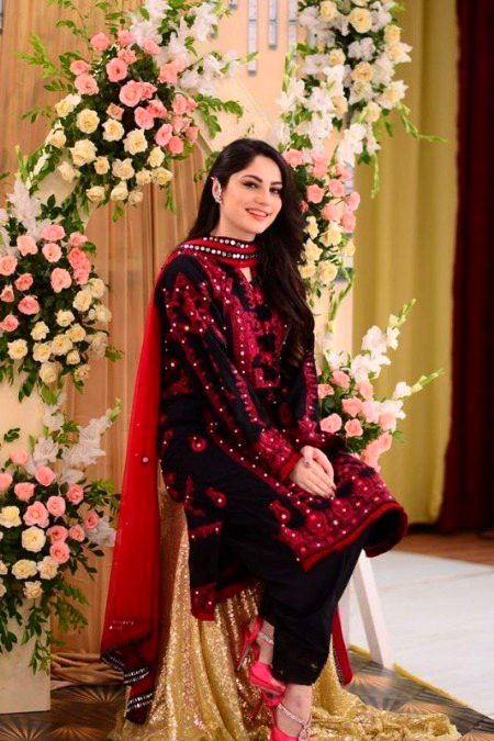 ہر وہ شخص اکیلا ہے 💔 جس نے سچی محبت کی۔🙂