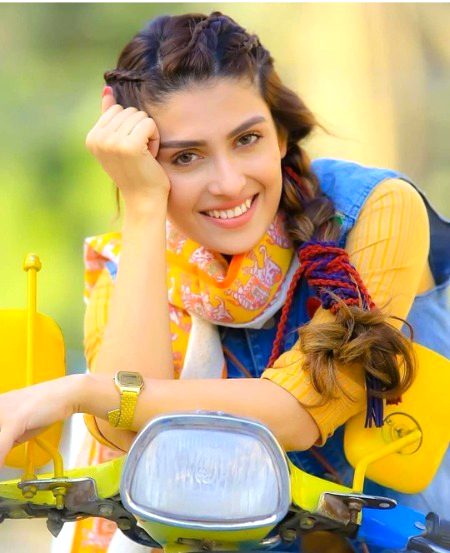 Pakistani Celebs image