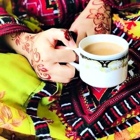 Moot jany kb se muntaZir khari hai 💞mujhy magr chai peeny ki pari hai💞💕🍵