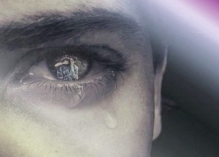 مدت کے بعد آئینہ دیکھا تو !!!!!دفعتاً
منہ پر جمی تھکان کی چیخیں نکل گئیں ۔۔۔