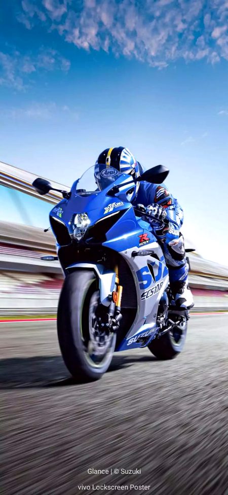 Suzuki GSX -R 1000 R...