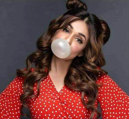 میری خاموشی کا ۔۔۔۔۔۔احترام کیا کریں میرے الفاظ آپ سہ نہیں سکیں گے