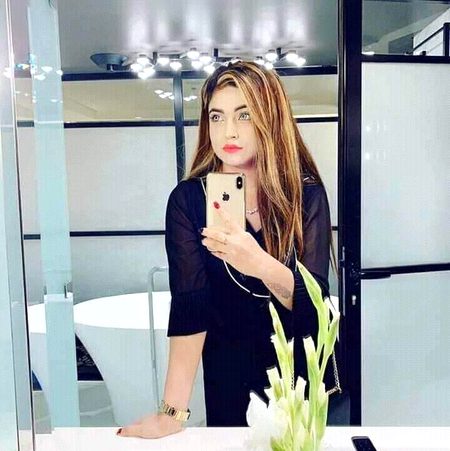 افاق .  تیری .  انکھون .  مین .  ڈوبنے .  کو .  دل .  کرتا .  ھے  ❤👍👌