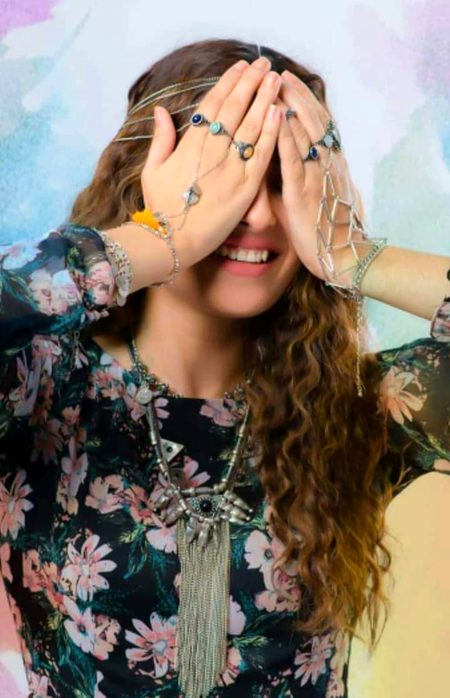 Jitna Larke 1 saal  me bolte Hai hum LarkiYan 1 din me utna bol leti hai 😋🤩