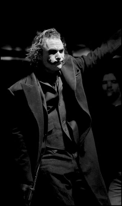 &
ایک دن حیات سے ہاتھ دھو بیٹھوں گا
تجھے لگے گا کہ میں آف لائن ہوں😊.
#ادھوری_چاہت