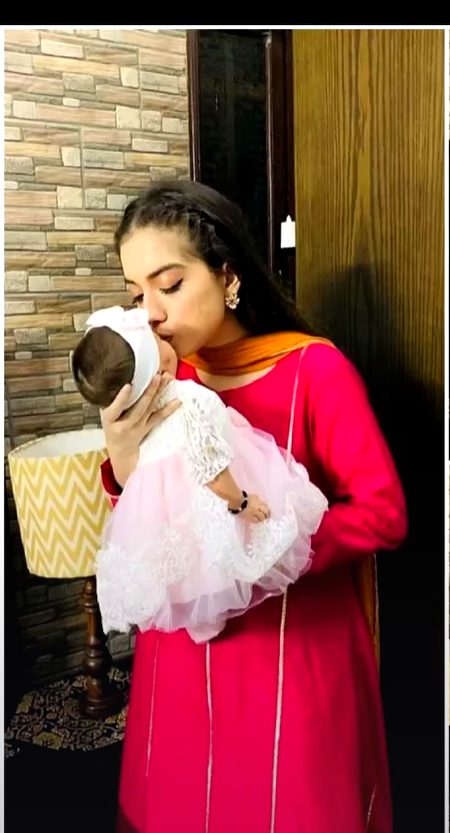 Arisha razii with sweet doll ....😘😘