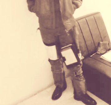 اگر زندگى کا  اختتام موت هے.

تو بہترین انتخاب شہادت هے.