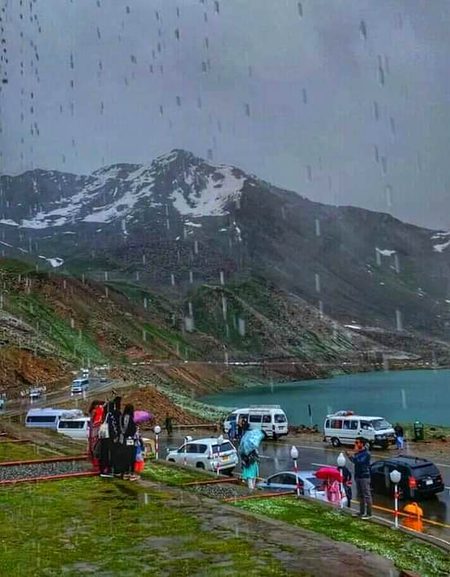 Lolusar lake in naran😍...