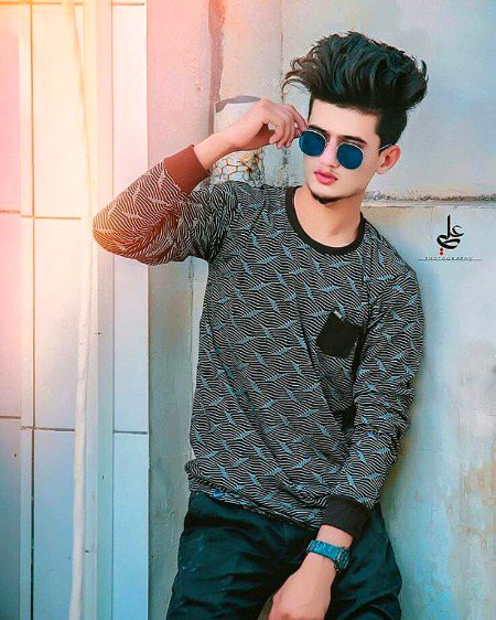 '&&- Haar Rooz Ki Tarah Aaj Phir Mujhe Uski Yaad Aai Thi 😔 Bematalb Hi Uske Naame Se Mere Chahre Par Muskaan Aai Thi 😊 Ha Aaj Phir Mujhe Uski Yaad Aai Thi 😔 Bekhabar Na Jaane Me Kab Khogaya Un Raasto Paar Jibpar Chalne Kii Humne Sath Kasam Khaai Thi 😊 Ha Aaj Phir Uski Yaad Aai Thi 😔💔-;