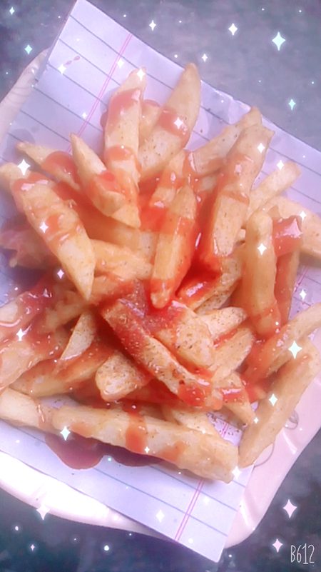 KS KS ko fraises pasand ha agr h to khud bna k kha le