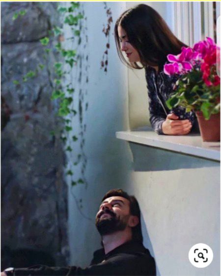 کبھی سوچا بھی نہ وہ تنہا کر جائے گا مجھے جو اکثر پریشان دیکھ کر کہا کرتا تھا کہ میں ہوں نا۔۔