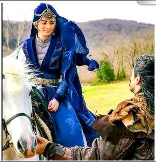 جہنوںنےٹھکرایامُجےانہےعام کردوگئ مےجَس نام سےجڑوںگی اُسےآسمان کردوں گئ