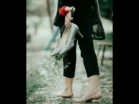 تیرے لیے چھوڑ دیں گئیں یہ دنیا ساری

💞💞
تو اک بار کہہ کر تو دیکھ