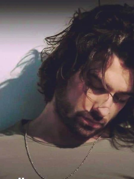 اداس رہنے سے اگر موت واقع ہوتی،،🥀
میری تو اب تک ہڈیاں خاک ہوگٸ ہوتی🥀
❤