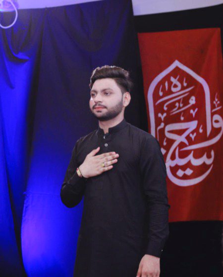 زمین و اسمان میں حسین ع سا کوئی نہیں
خدا کے اس جہان میں حسین ع سا کوئی نہیں
SALAM YA HUSSAIN AS🖤🥀