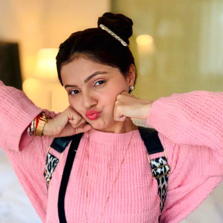 اتنا سوچا نا کیجیئے مجھ کو آپ کا مسئلہ نہیں ہوں میں🥰