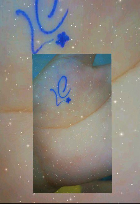 hm apni hatheli pe ab srf apna naam he likhty hyn