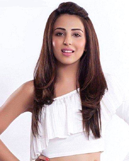 Ushna shah..