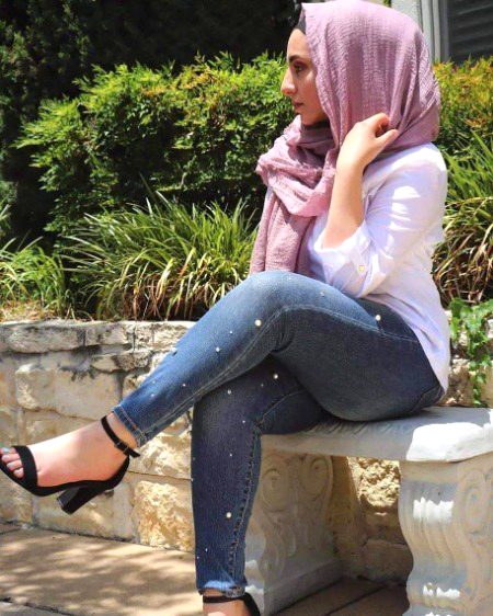بات یہ ہے کہ لوگ بدل گئے
ظلم یہ ہے کہ وہ مانتے بھی نہیں