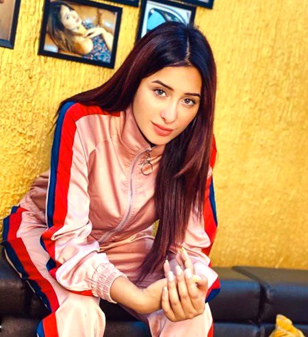 MAHIRA SHARMA