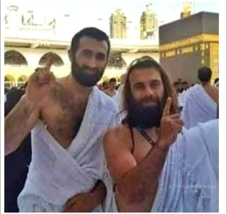 ماشاءاللہ
عبدالرحمن بھاٸی اور دوان شیر❤❤❤