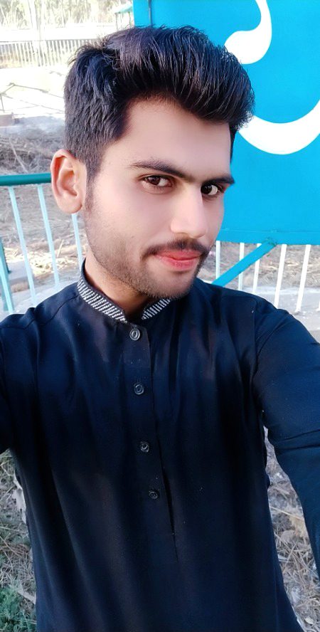 عجب نہیں کہ تیری ہلکی سی مسکراہٹ سے
کسی کی حیات کا وقفہ طویل ہو جائے۔❤️💞