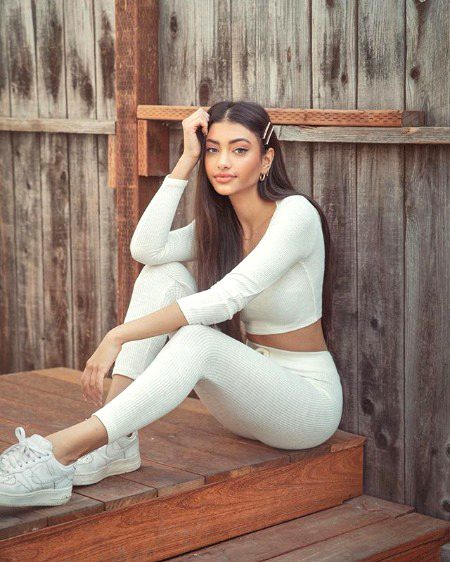 Indian Celebs image