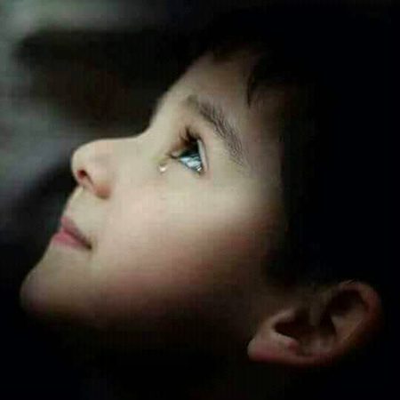ہم بھی کیا لوگ ہیں ارشد کہ ہر اک سانس کے ساتھ
زندہ رہنے کی تمنا میں۔۔۔مرے جاتے ہیں