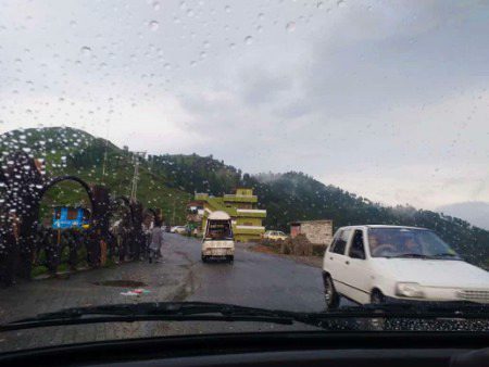 Showers 👀🌧️🌧️