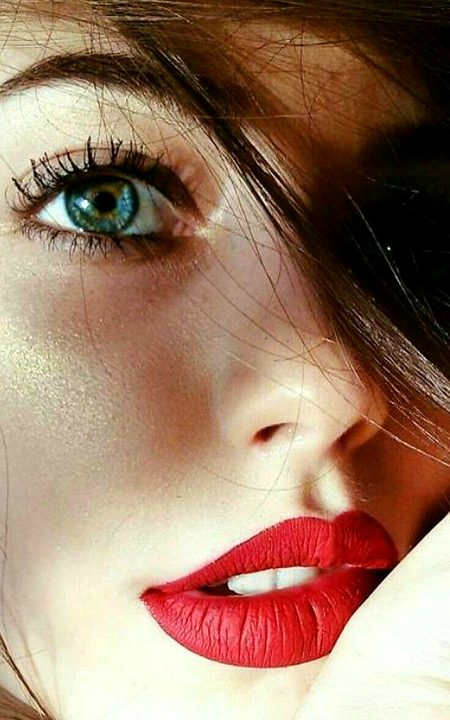 Beautiful People image