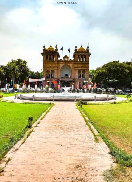 Town hall lahore😍