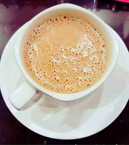 Chaska Jo Lag Jaye  Ek Baar To  Har dafa Kaam Aayegi..
Chai Hai Yaro Mohabbat Nahi Jo Bewafa Ho Jayegi...!!
 🥺❤