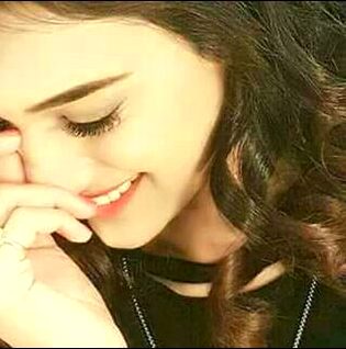 حُسن تیراقیامت ھوگا.l5مگر سُن.d5مُسکرہٹ ہم بھی.n1 جان لیوا .p1رکھتے ھے.n1ہ