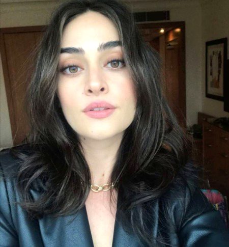 Turkish Celebs image