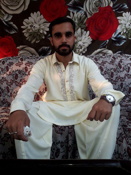 آہ یہ زندگی کی تنہائی...!!

سوچنا اور سوچتے رہنا..!!!