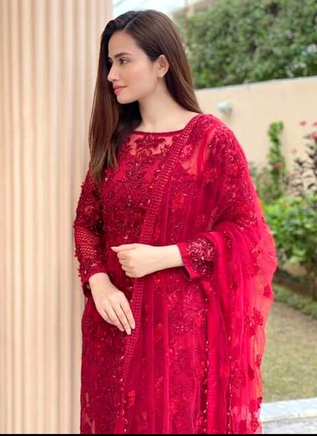 💔کبھی یہ مت سوچنا کہ یاد نہیں کرتے ہم.💔
💔رات کی آخری اور صُبح کی پہلی سوچ ہو تم.