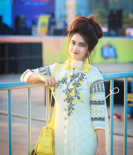 Nice Dp For Girls