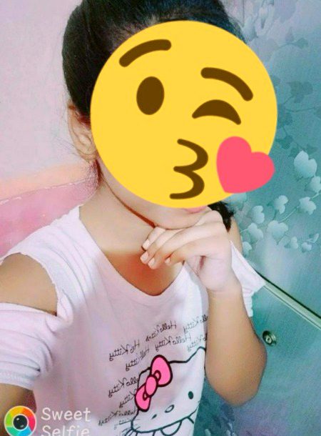 Sb sy rakhti hun alag
Soch mizaj or mayar apna