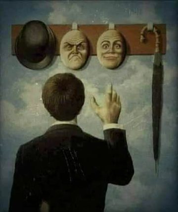 خوشی ایک کھونٹی پہ لٹکا رکھی ھے
گھر سے نکلوں تو ____ اوڑھ لیتا ھوں🖤