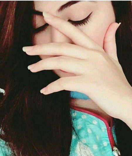 وہ جنہیں نیند نہیں آتی 🙂🖤
انہیں کو ہے معلوم کہ۔۔۔۔
صبح ہونے میں کتنے زمانے لگتے ہیں۔۔۔🥀🖤