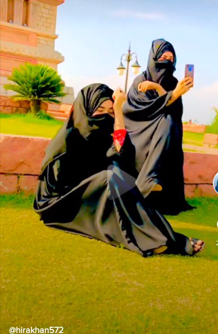 JeeNa Malik and shoni Kurii.m5