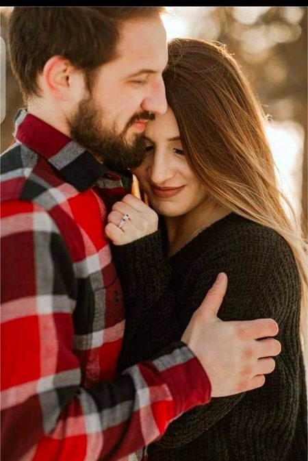 Me lab hn
Meri baat ho tm...🥰🥰🥰
Me tb hn 
Jb sth ho tm...💕💕💕