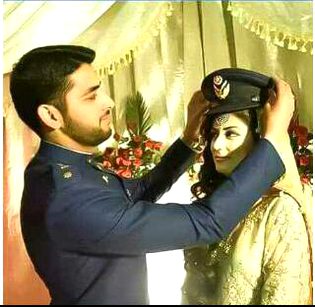 مُخبت خُود بتاتی ھے سرکار کہا کس کا ٹھکانہ ھے
کِسےآنکھوں میں رکھنا ھے کِسے دل میں بساَناَ ہیں